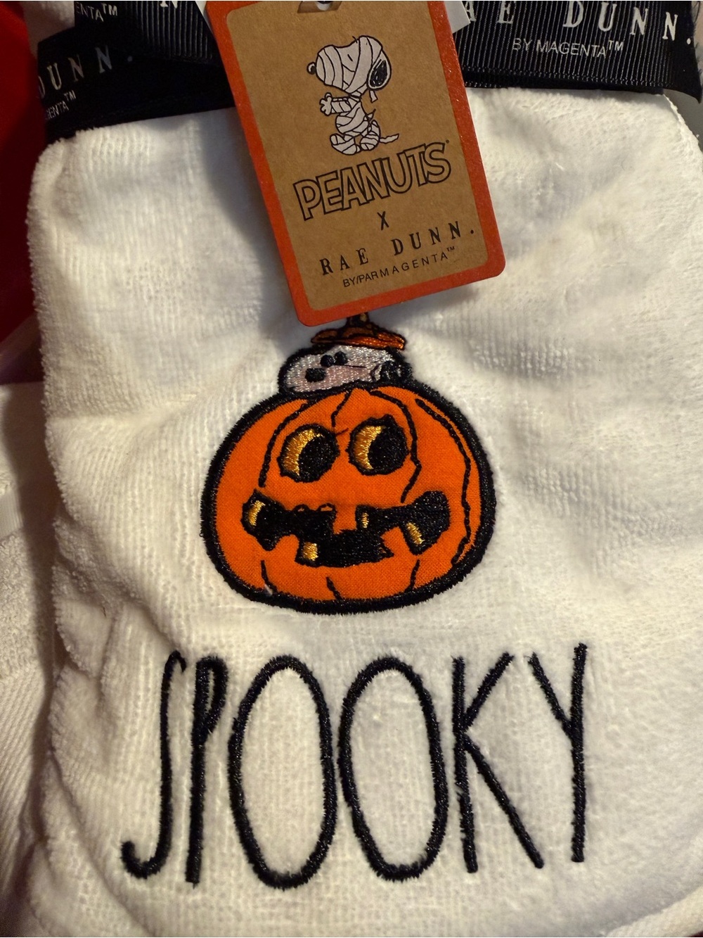 Rae Dunn x Peanuts Snoopy Halloween Pumpkin 'SPOOKY' 2 pack hand towel